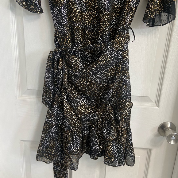 AFRM Mini Ruffle Party Dress Size Medium Black Gold Stars Short Sleeve - Picture 4 of 8